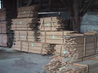 Recycled Lumber Maple Flooring Image 2