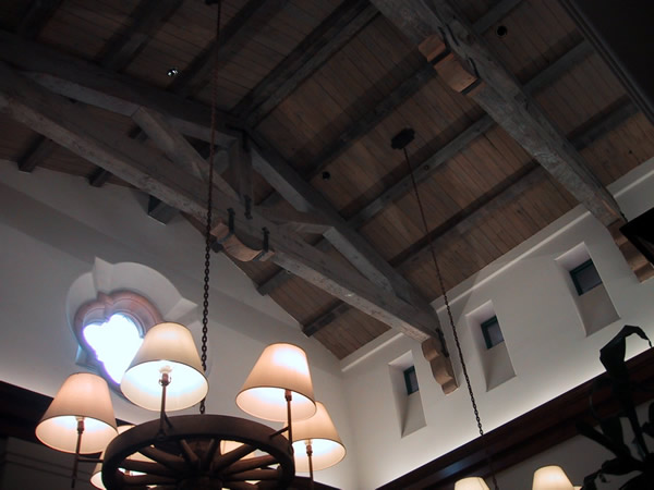 World Wide Sires Main Office Reclaimed Wood Trusses Detail 2